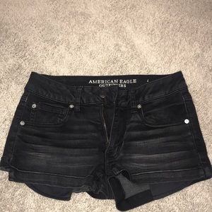 american eagle shortie black shorts. size 6